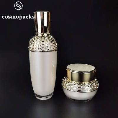 30ml 50ml Luxury Plastic Lotion Bottles Cosmetic Acrylic Spray Bottle With Gold Caps