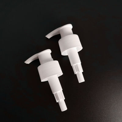 In stock 28 410 white plastic ribbed thread screw auto locked lotion pump