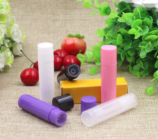 Wholesale cosmetic lip gloss bottle white lip gloss tube Hot sale products